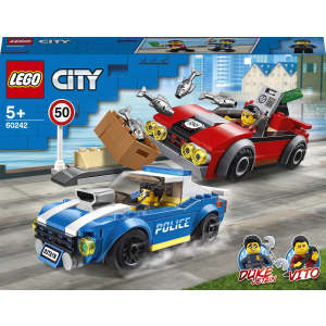 купить Конструктор LEGO City Police Арест на шоссе 185 деталей (60242)