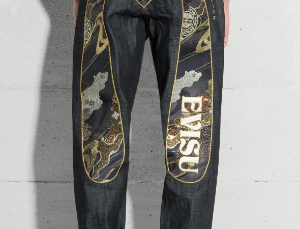 Джинсы Evisu («Ивису») – свежий взгляд на традиционный деним